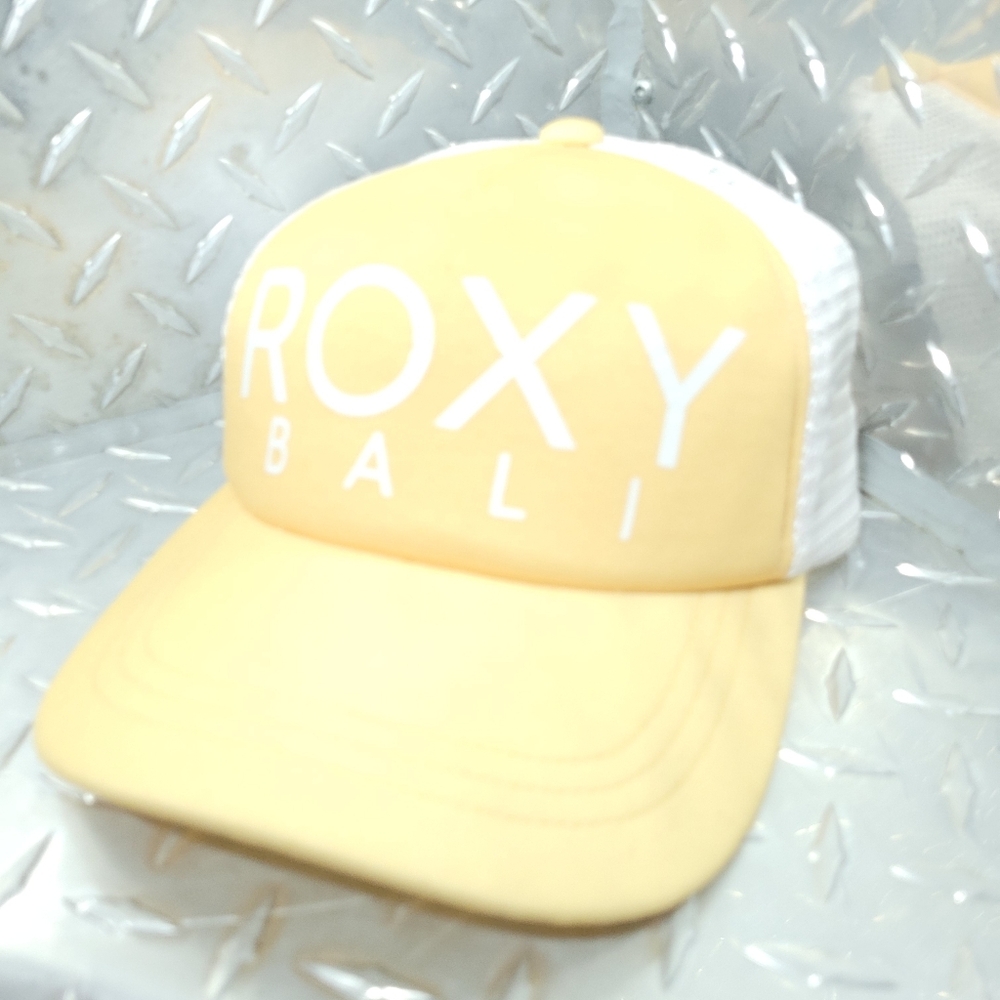 2FOR$40 Roxy Bali Trucker Hat - Picture 4 of 5